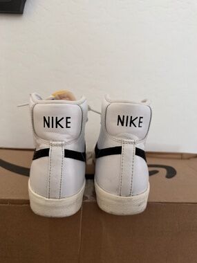 High Top Nike Shoes